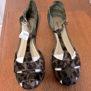 Oliver, green, fake suede shoes!